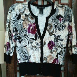 WHITE HOUSE BLACK MARKET SWEATER